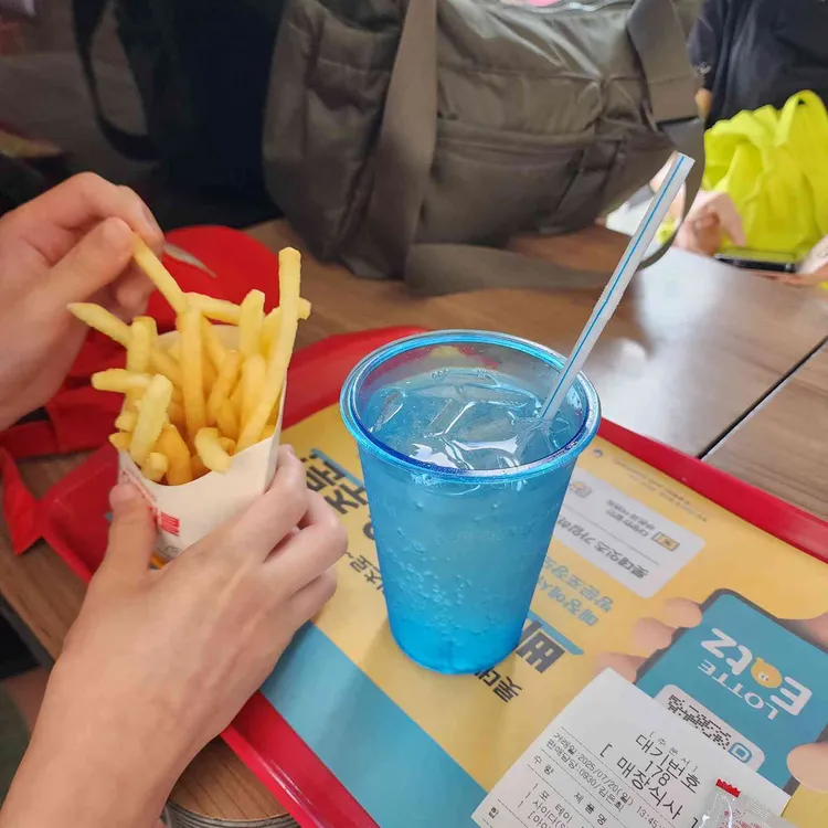 롯데리아 대표 사진