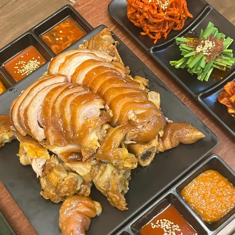 귀한족발 대표 사진