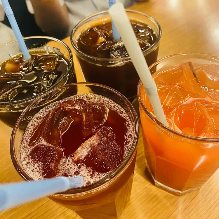 봉주르 대표 사진