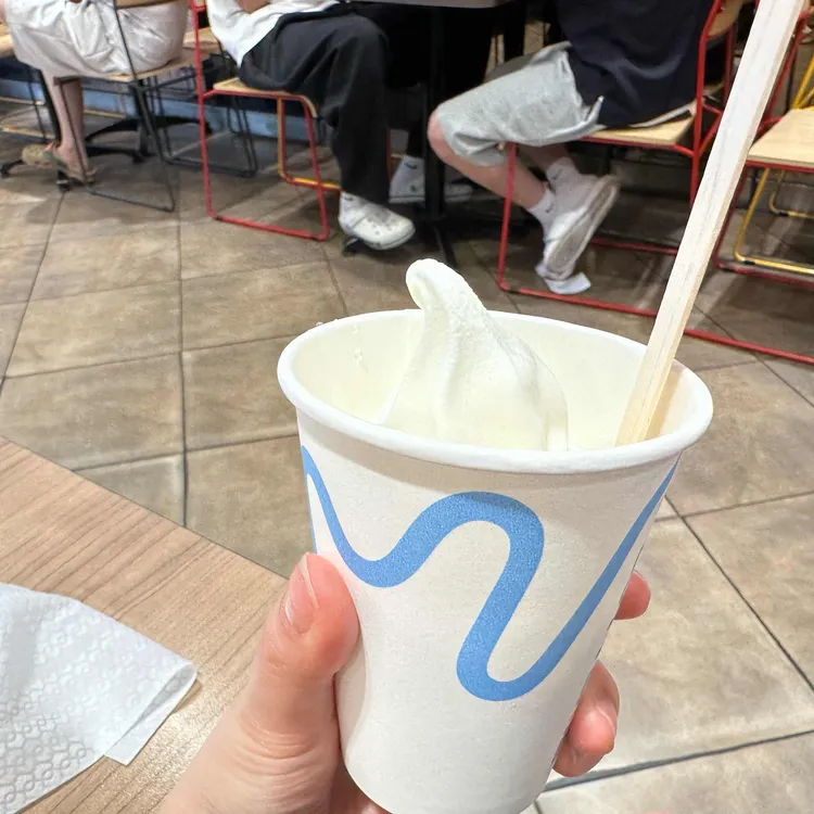 롯데리아 대표 사진