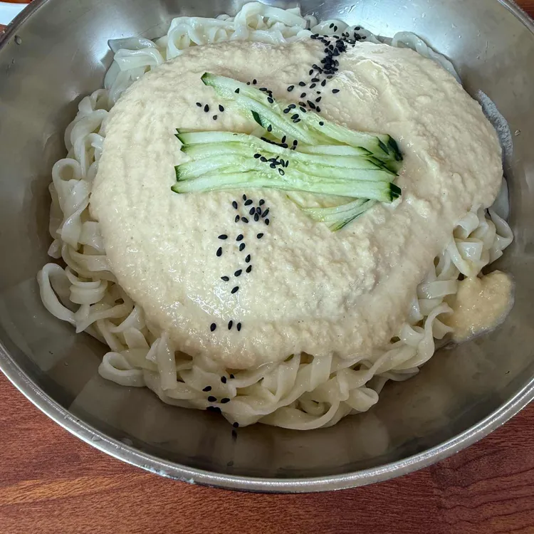 청학동 칼국수 대표 사진