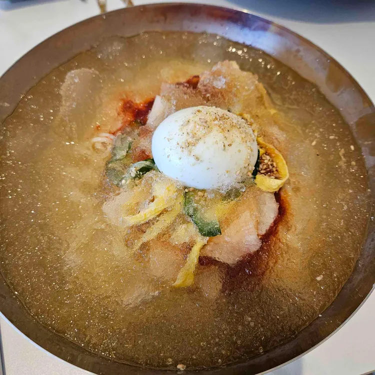 귀산돈까스밀면 대표 사진