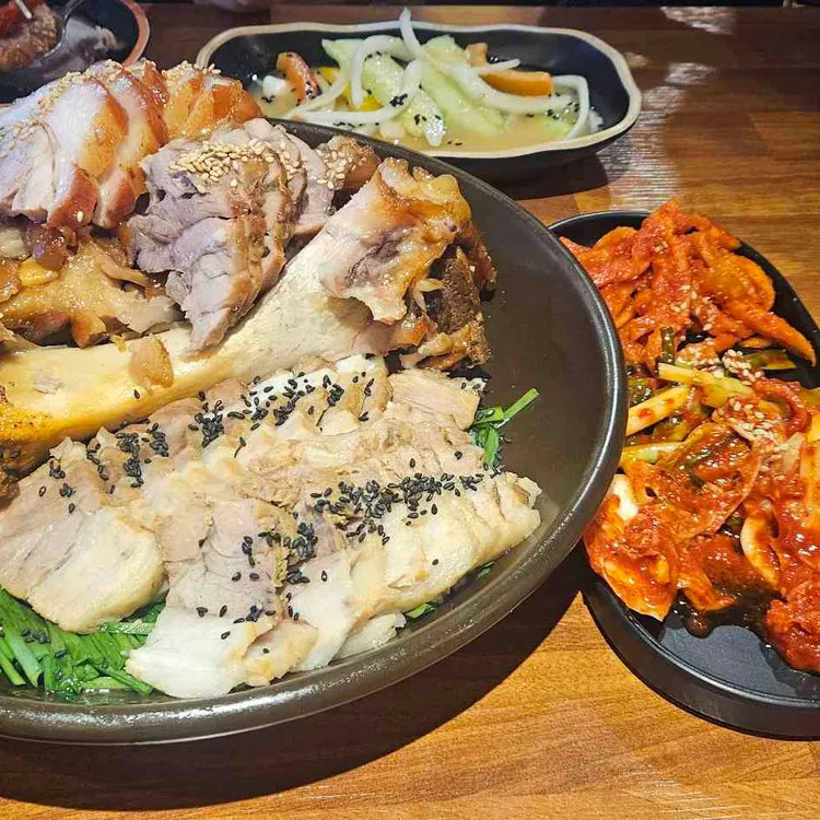 더맛있는족발보쌈 대표 사진