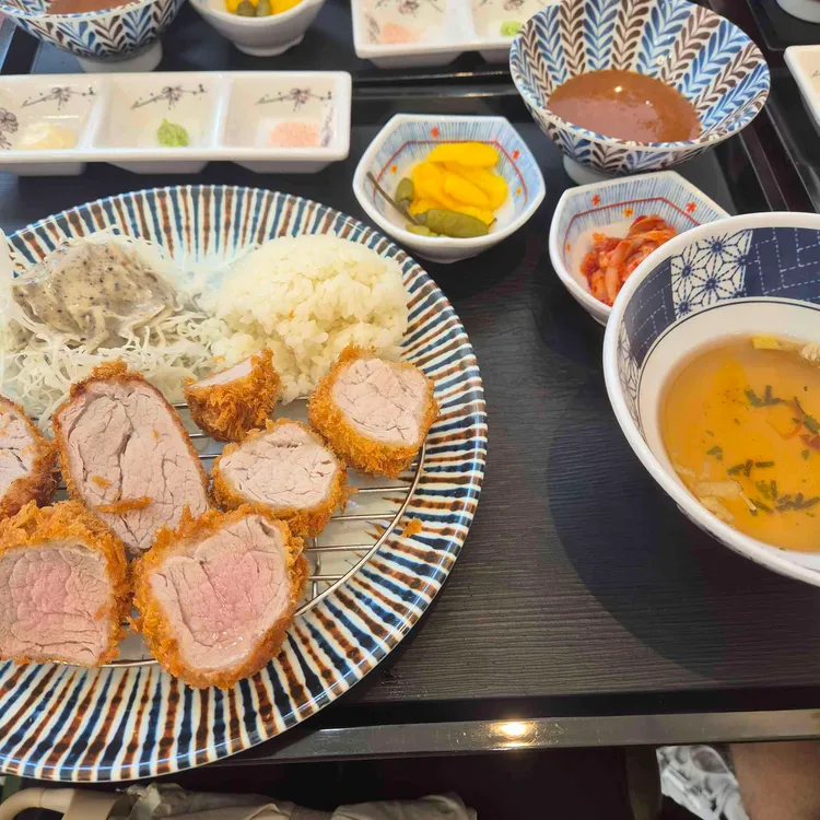 백돈 대표 사진