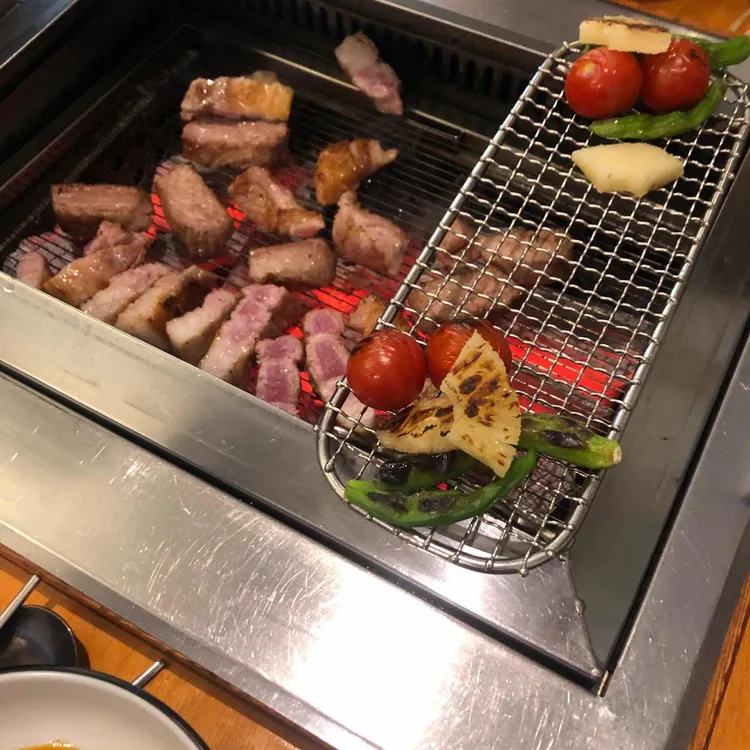 화씨이육공 사진