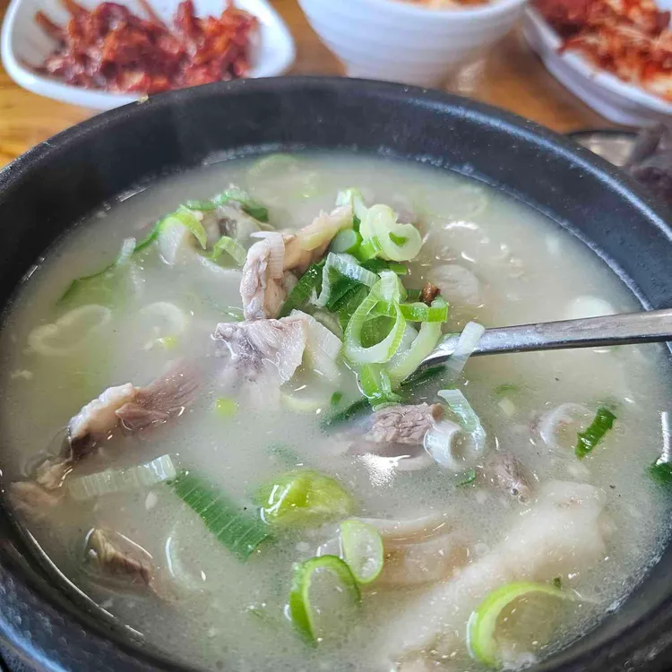 동춘사골순대국 사진 1