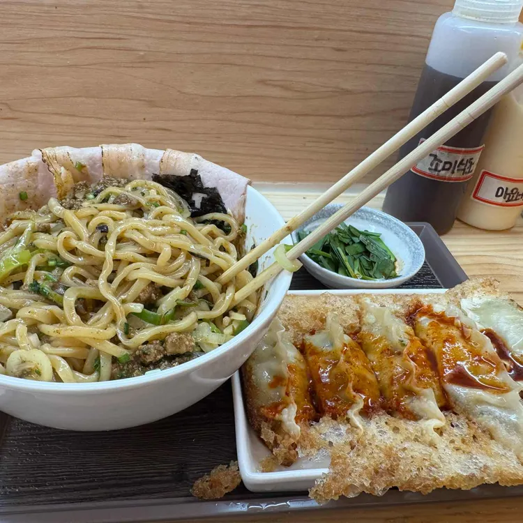 초이라멘 대표 사진