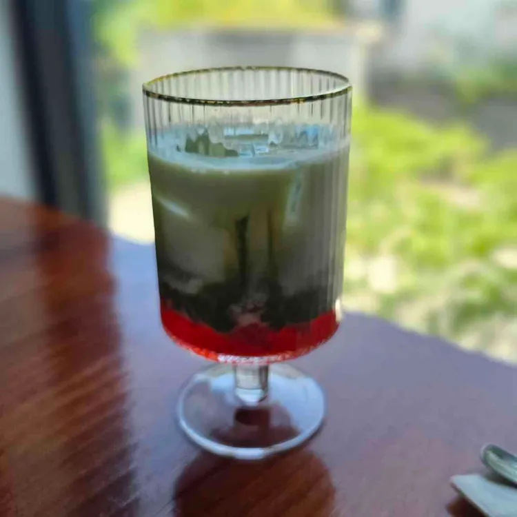 천천히 카페 대표 사진
