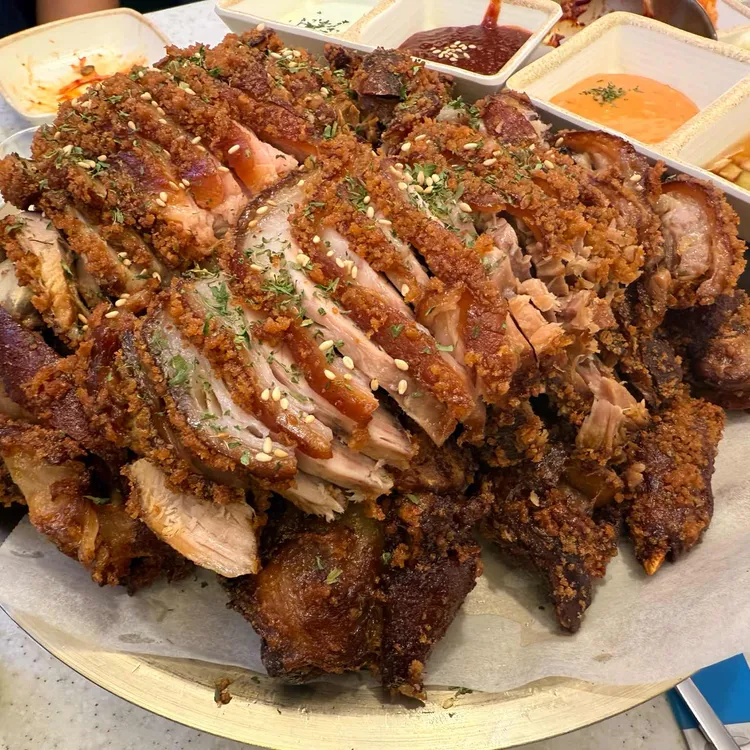 국찌족발 사진