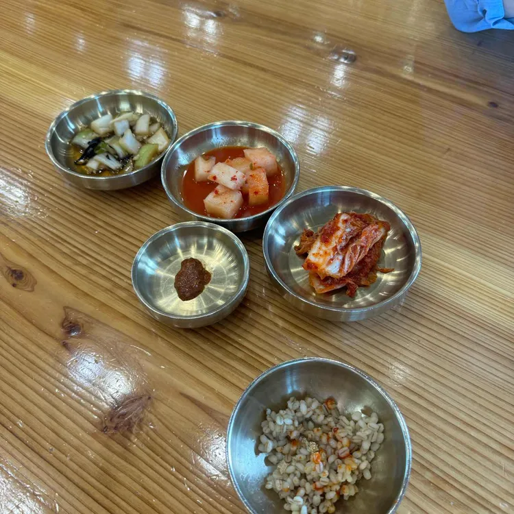 먹돌 대표 사진