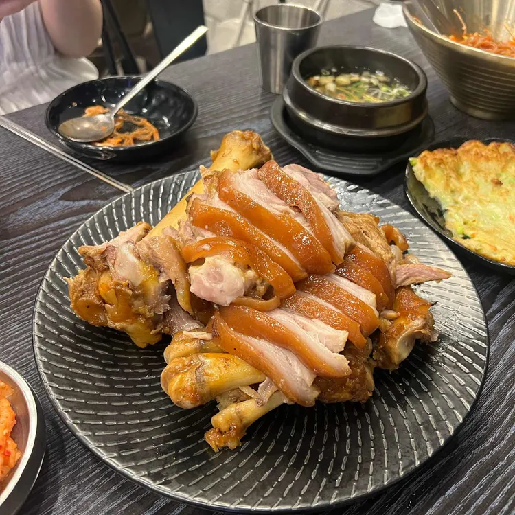 송가족발 대표 사진