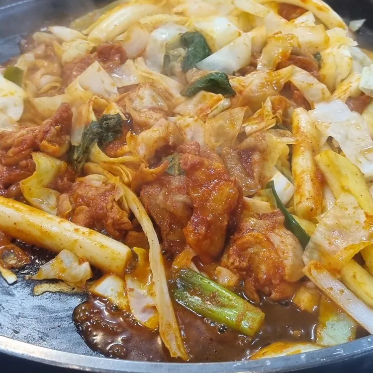 계룡닭갈비막국수 대표 사진
