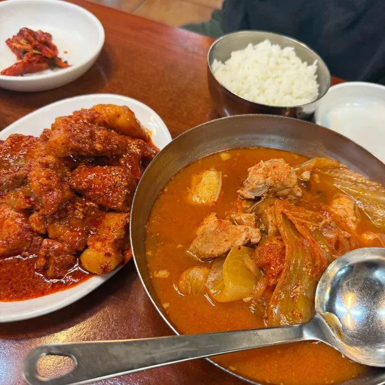 굴다리식당 사진