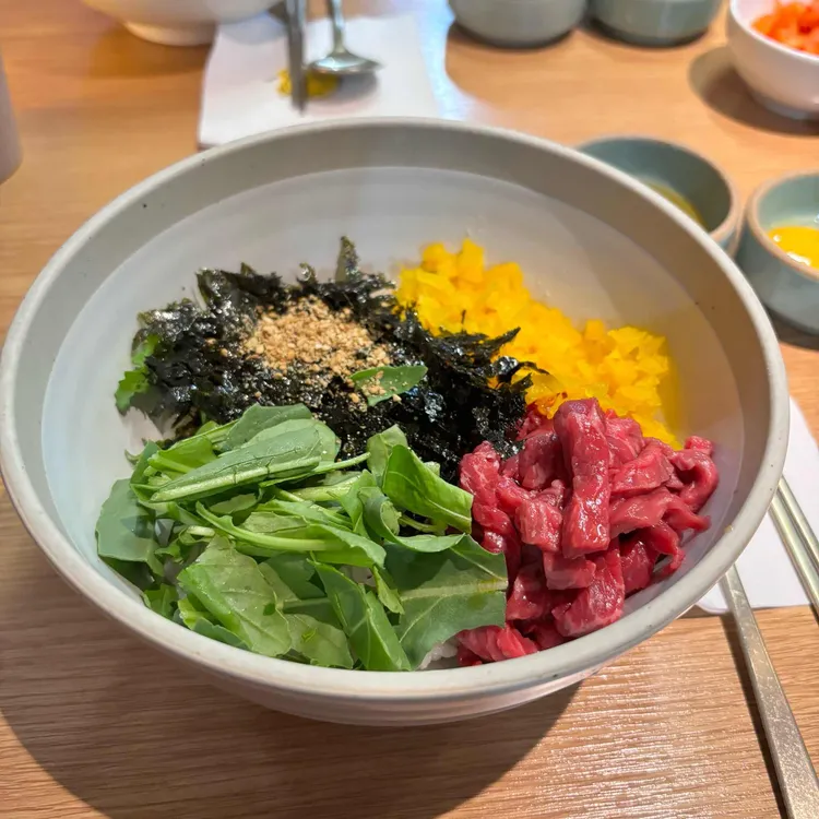 우일뭉티기 대표 사진