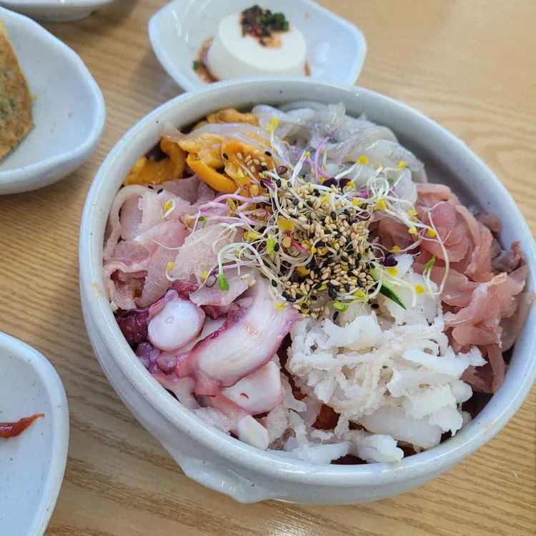 속초 항아리물회 대표 사진