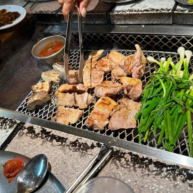 산청숯불가든 사진