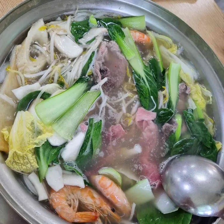명동샤브칼국수 사진 1