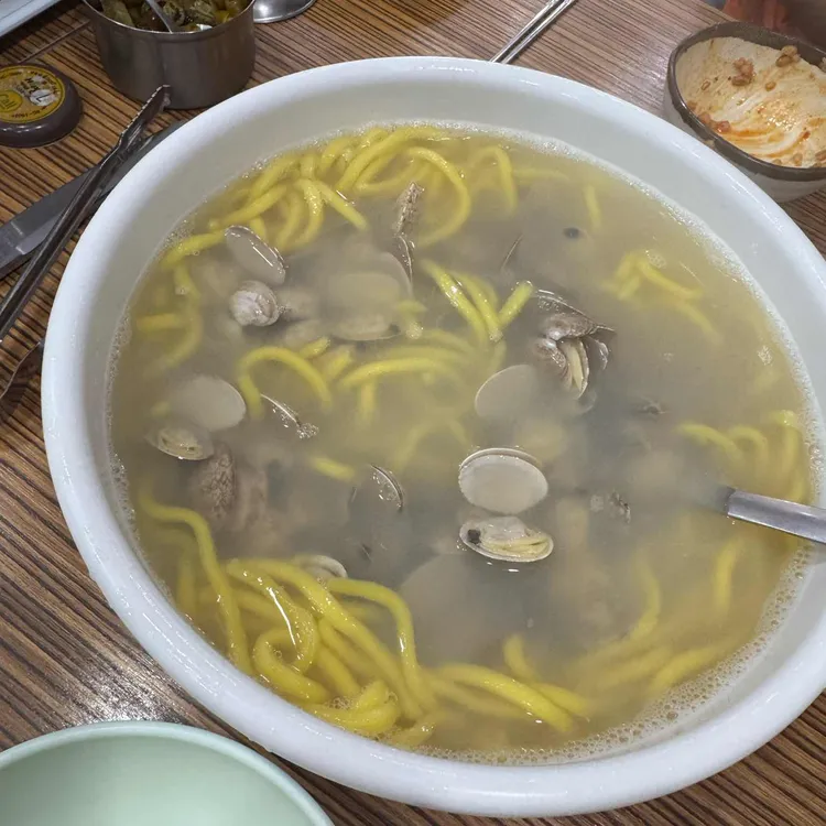 황도바지락칼국수 사진 2