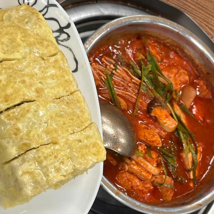 엄마손맛집짜글이 대표 사진