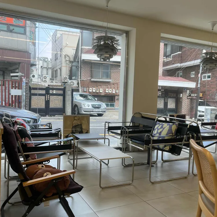 언사이드 커피 로스터스 대표 사진