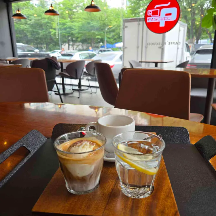 파스쿠찌 대표 사진