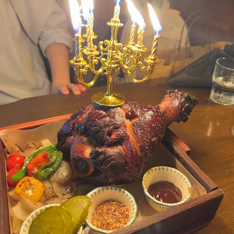 고담 대표 사진