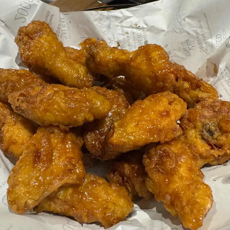 교촌치킨 사진 1