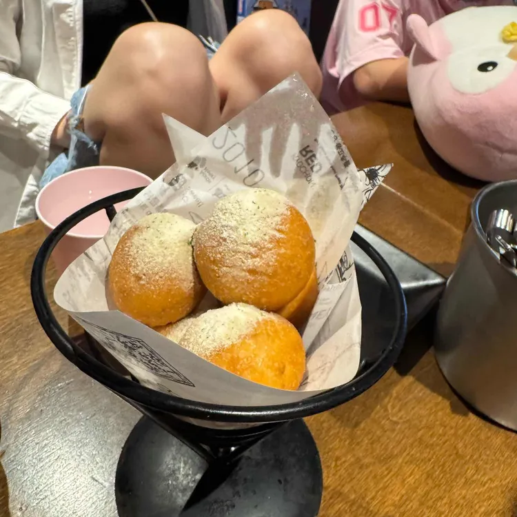 교촌치킨 사진 2