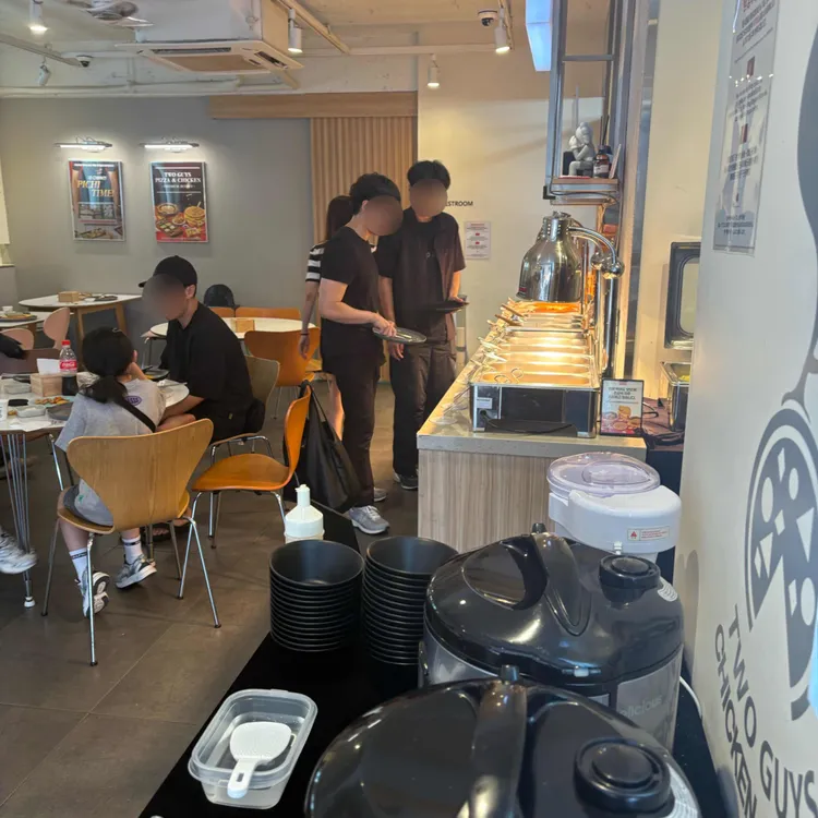 투가이즈 피자앤치킨 대표 사진