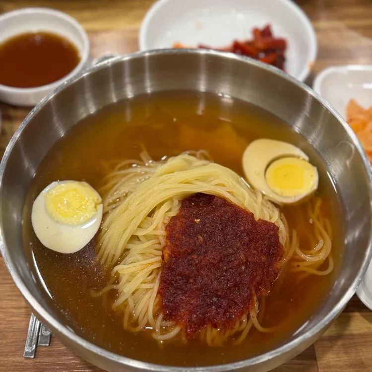 영동밀면&돼지국밥 대표 사진