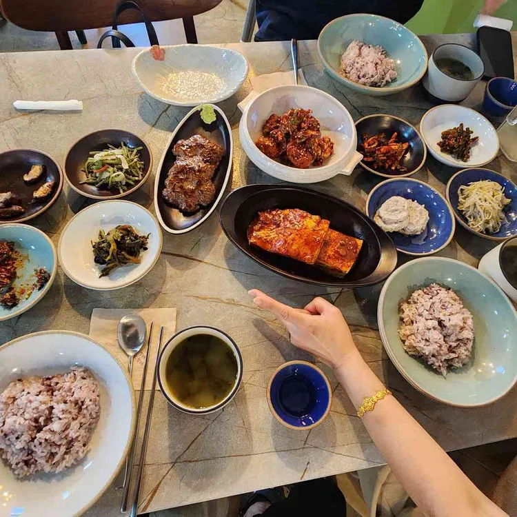 감성식탁 사진 1