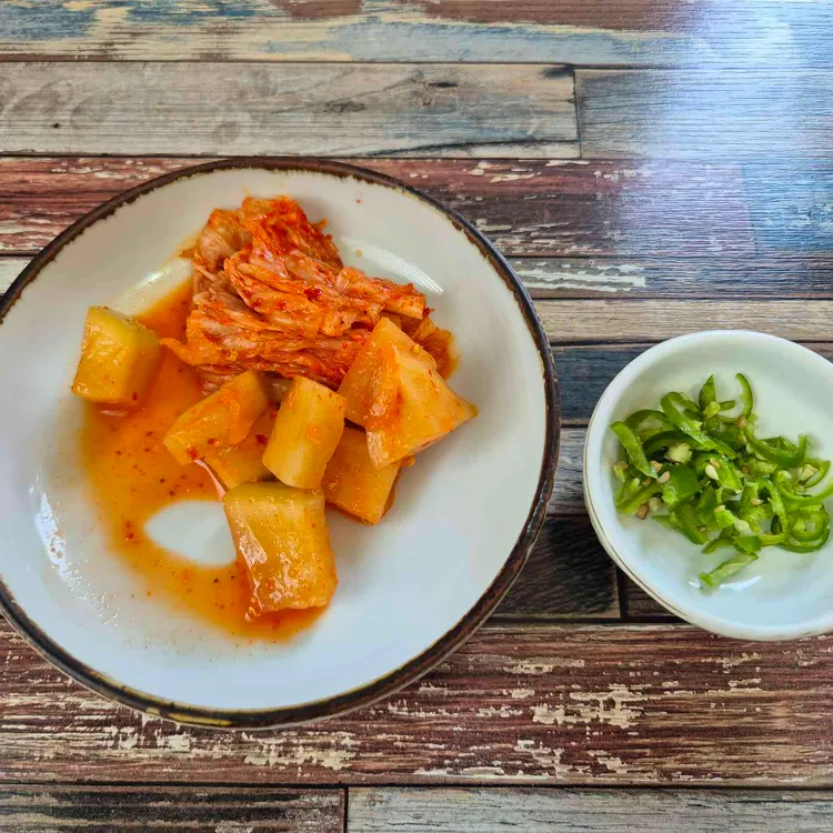 명품백송국수 대표 사진