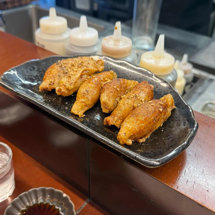 움푹 대표 사진