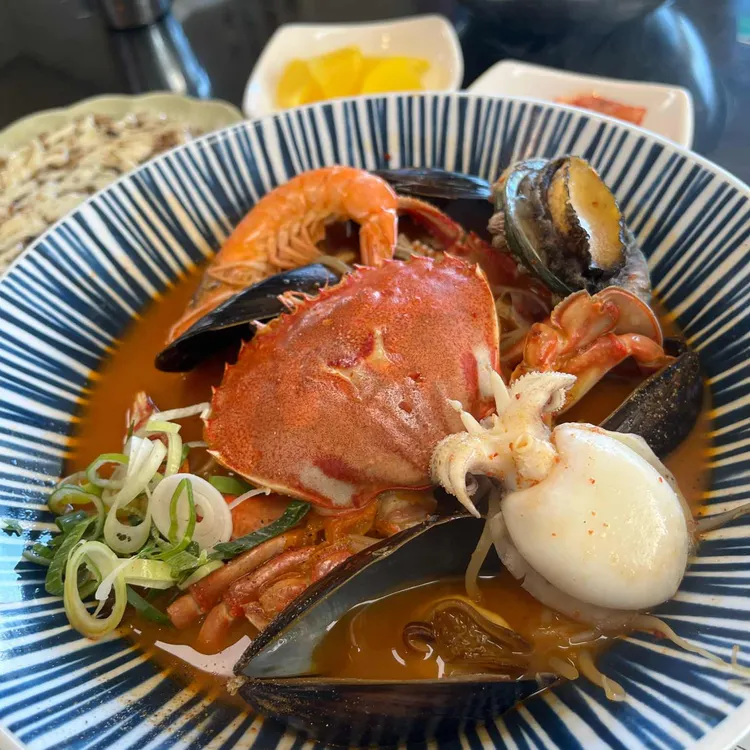 산방산해물라면오빠네 대표 사진