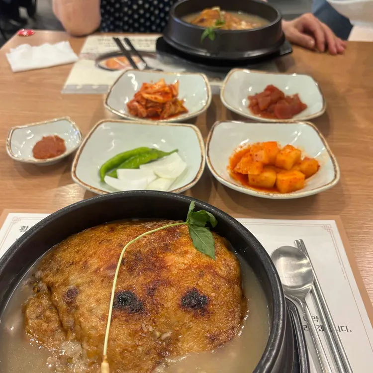 장수촌 누룽지삼계탕 대표 사진