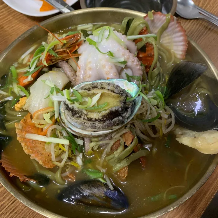 대왕암 돌미역 칼국수 대표 사진
