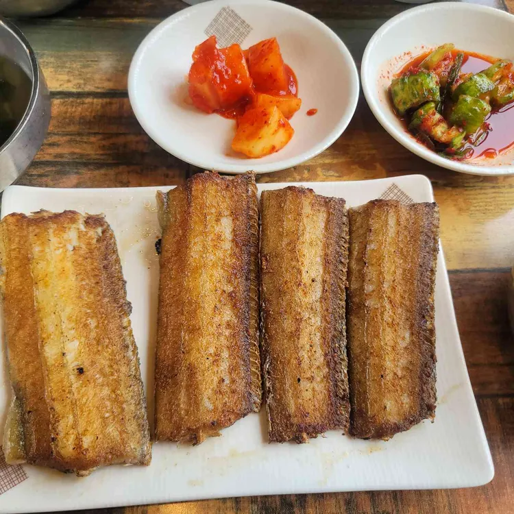 둥근상 시골집 대표 사진