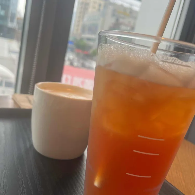 스타벅스 대표 사진