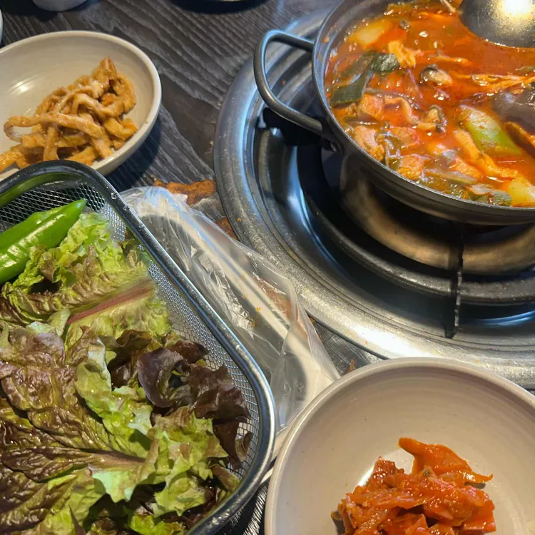 로얄삼겹살 로얄생고기 단체별관 대표 사진