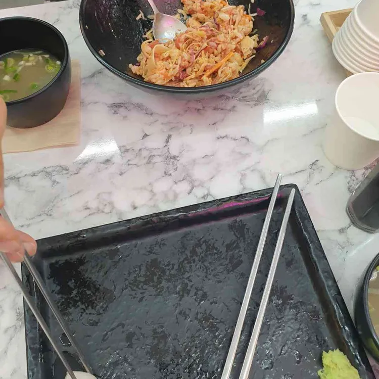 육회바른연어 대표 사진