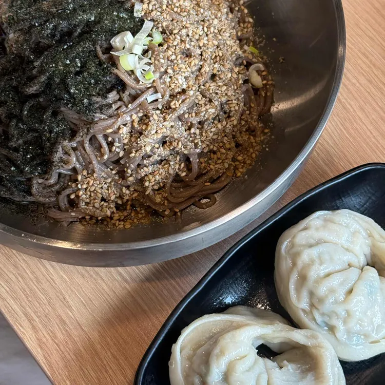 방이편백육분삼십 대표 사진