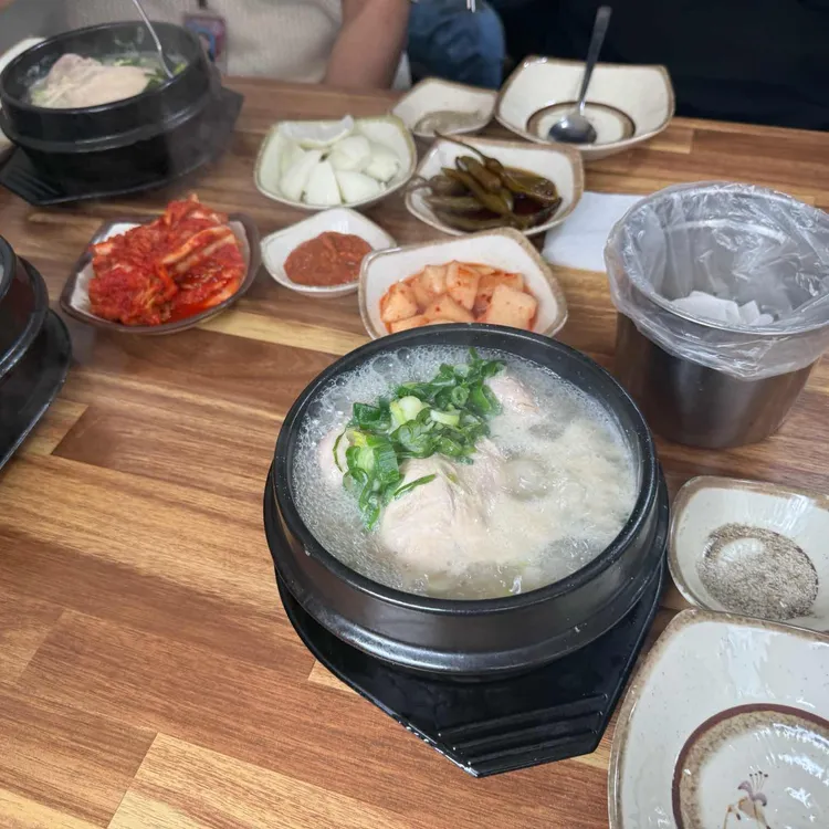 장수삼계탕 대표 사진