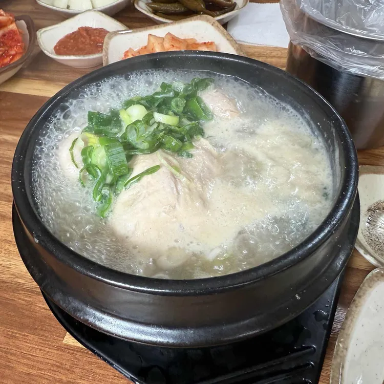 장수삼계탕 대표 사진
