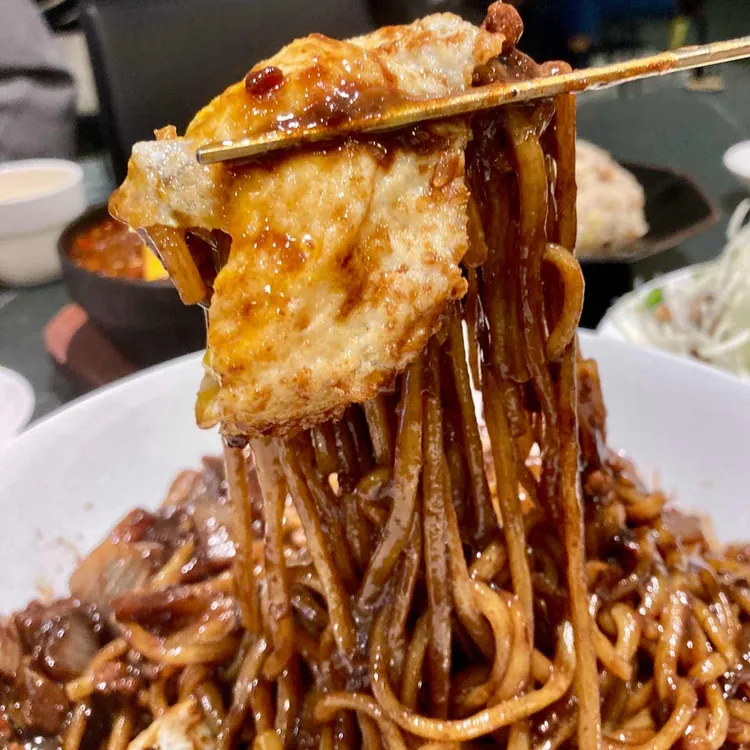 무탄 사진 2
