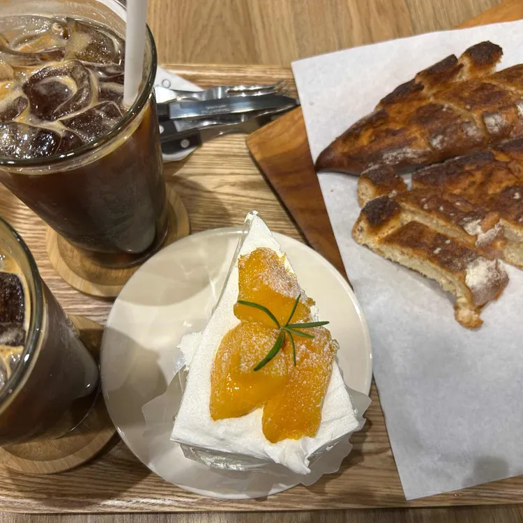 울랄라 베이커리 사진