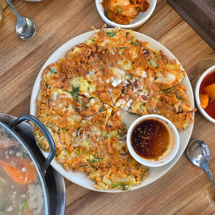 삐쭉이백합칼국수 사진 1