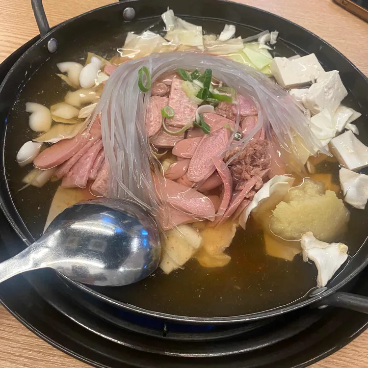 김뚜껑부대찌개 대표 사진
