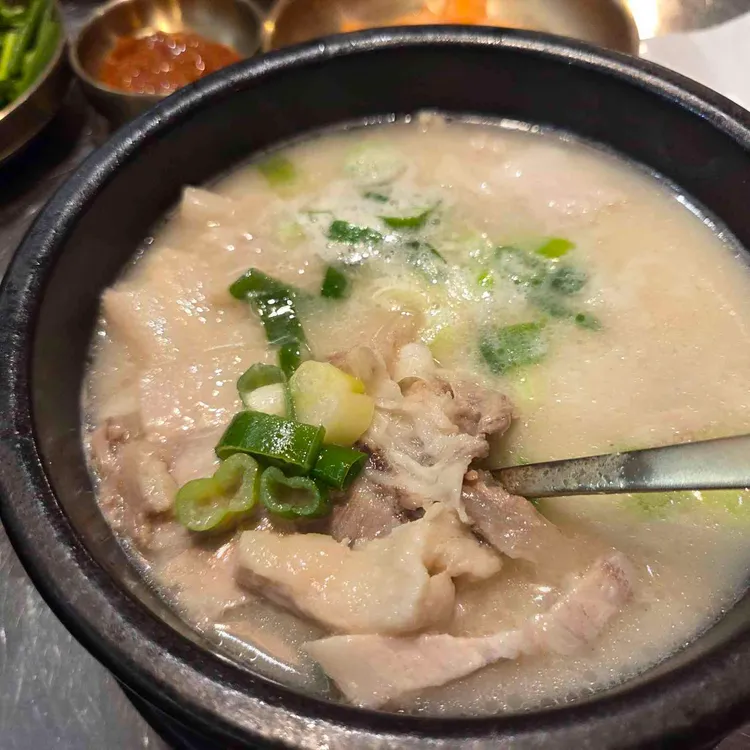 수변최고돼지국밥 롯데백화점 사진