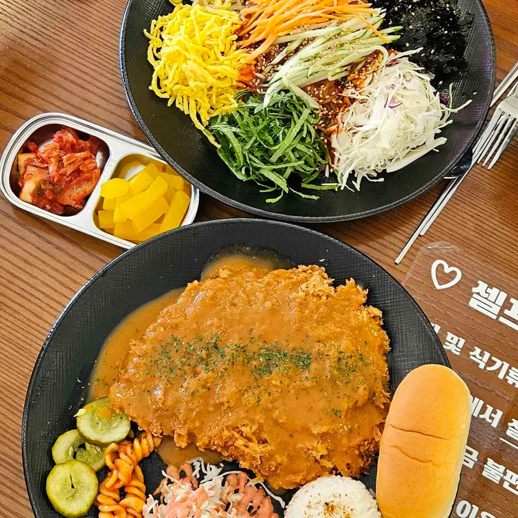 더미팅 수제돈가스 대표 사진