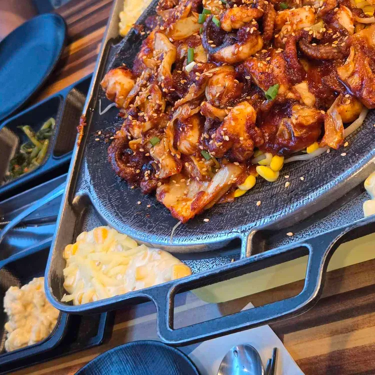 팔봉산용궁불쭈꾸미 대표 사진